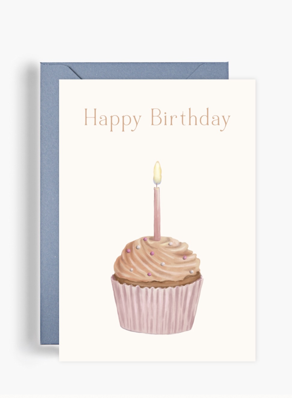 Акварельна вітальна поштова листівка Dear Owl із написом Happy Birthday та ілюстрацією апетитного святкового капкейка з кремом і запаленою свічкою. Акварельна вітальна поштова листівка Dear Owl із написом Happy Birthday та ілюстрацією апетитного святкового капкейка з кремом і запаленою свічкою.